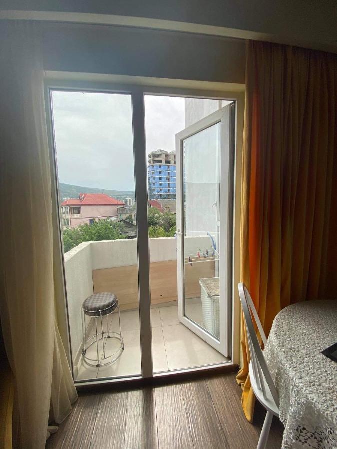 شقة Apartament Victoria تبليسي المظهر الخارجي الصورة